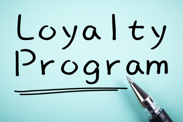 Who offers the best restaurant loyalty programs in India?